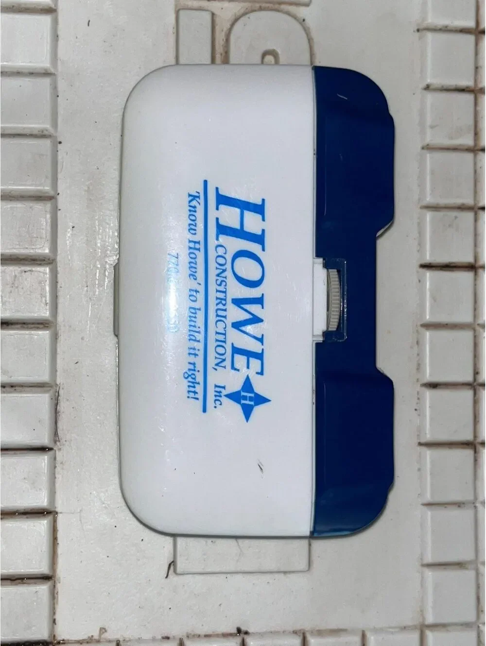 Howe Construction Branded viewfinder with Adjustable Magnification